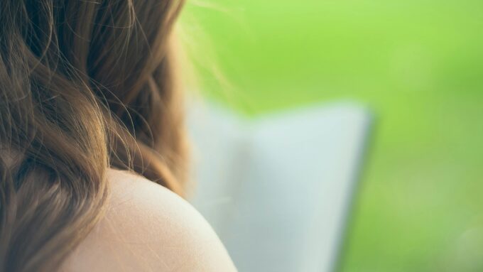 pexels-z-d-d-10978.jpg